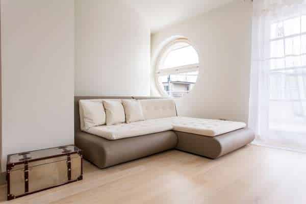 Guest room sofa bed facilities