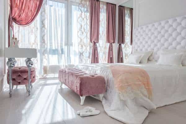 Understanding Romantic Design 
 for Married Couple Bedroom