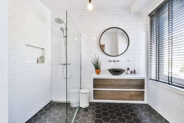 Incorporating Natural Elements in Bathroom Decor