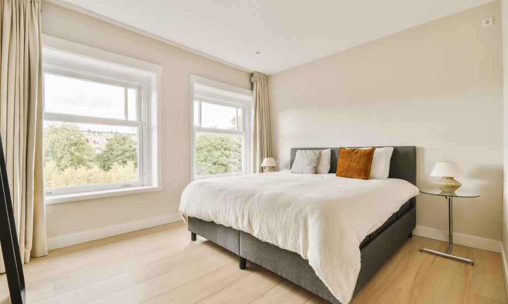How To Arrange A Bedroom With Two Windows